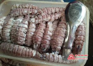 thịt tôm tít