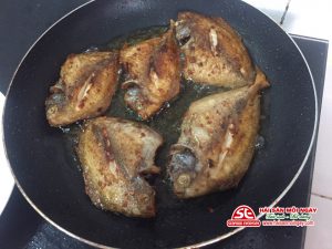Cá Chim Tẩm gia vị chiên